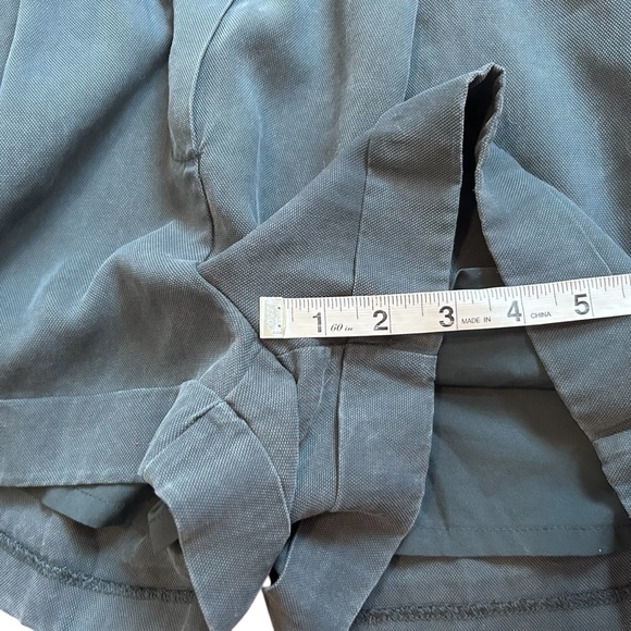 Frank & Oak High Waisted Tencel Shorts- Size 2 - Picture 10 of 12